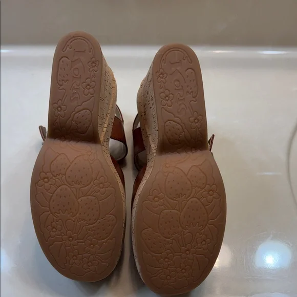 Kork-Ease Tan Leather Wedge Sandals - Picture 6 of 7